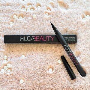 Huda Beauty Life Liner Quick n Easy Waterproof Liquid Eyeliner Pen Black BNIB